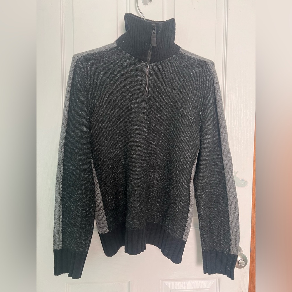 Vintage 2004 Men’s Gap 100% Lambs’ Wool 1/4 Zip Gray And Black Sweater Medium